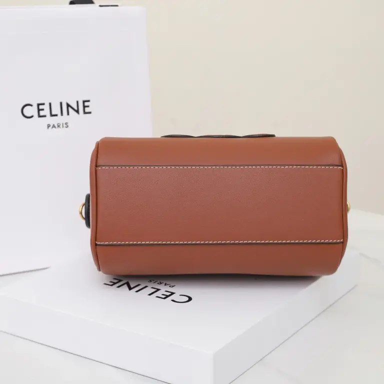 高仿CELINE-賽琳 金色飾面牛皮革多功能手提斜挎包-113773