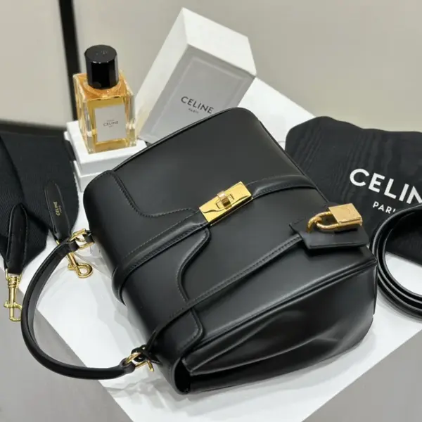 高仿CELINE-賽琳 16 小號刺繡手袋 - 皮革手柄配可拆卸肩帶-188003