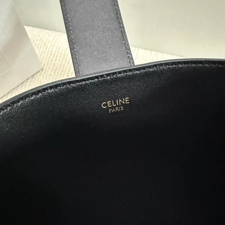高仿CELINE-賽琳 迷你手袋 - 時尚與實用的完美結合-10N473