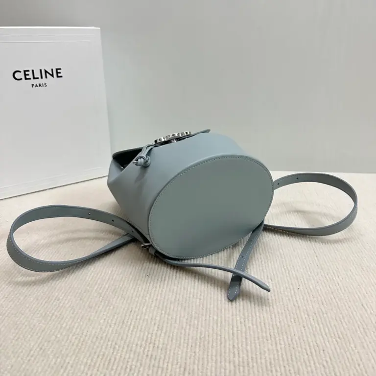 高仿CELINE-賽琳 TRIOMPHE磁扣抽繩皮革包 - 多背法時尚手袋-118703