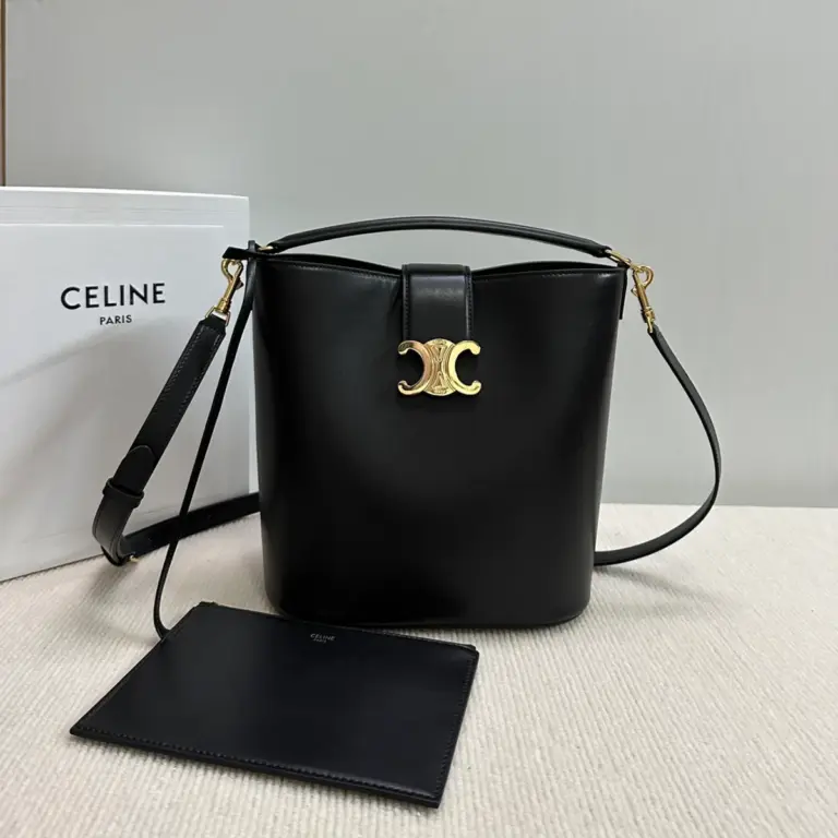 高仿CELINE-賽琳 Triomphe 牛皮革手提斜挎包-116613 11 高仿CELINE-賽琳 Triomphe 牛皮革手提斜挎包-116613