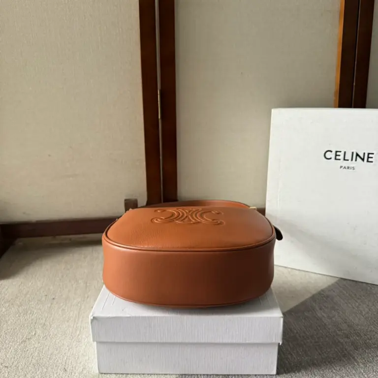 高仿CELINE-賽琳 多功能牛皮斜挎肩背包-117253
