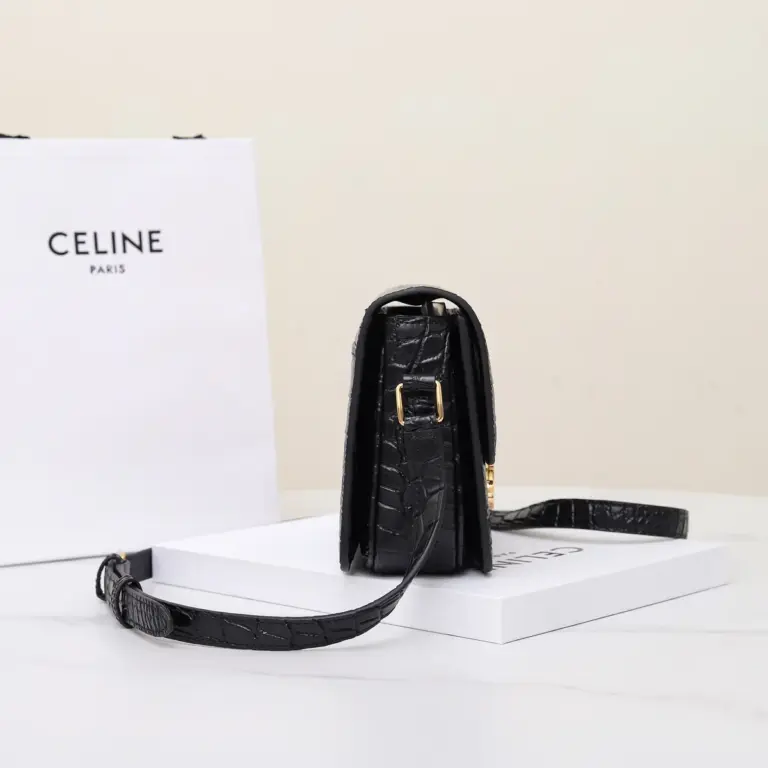 高仿CELINE-賽琳 奢華鱷魚皮 TRIOMPHE 金屬鎖扣斜挎包-188424