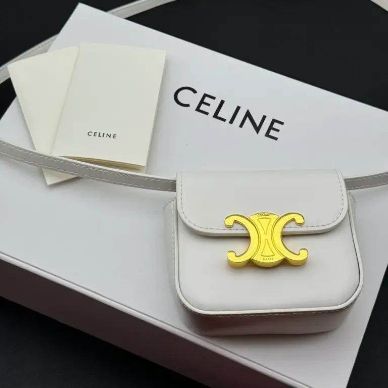 高仿CELINE-賽琳 經典牛皮迷你手袋 - TRIOMPHE按扣設計 多背法時尚配飾-10I513