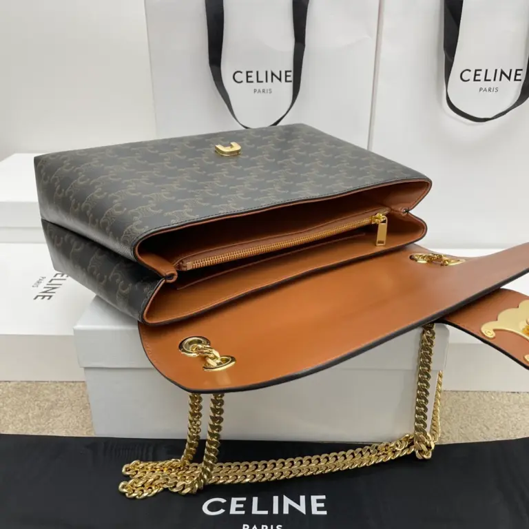高仿CELINE-賽琳 經典TRIOMPHE標誌印花牛皮斜挎包-118222