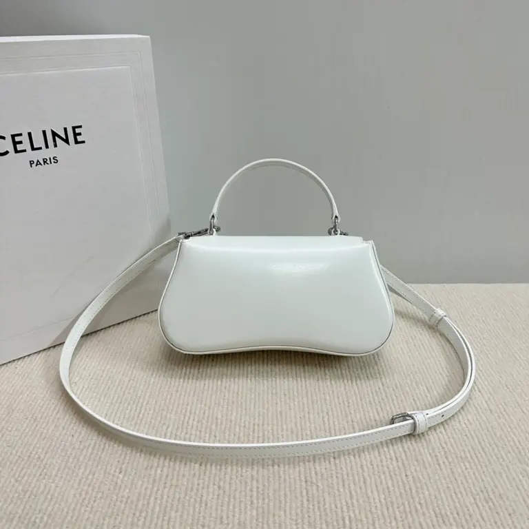 高仿CELINE-賽琳 經典牛皮革TRIOMPHE按扣手提斜挎包-119533