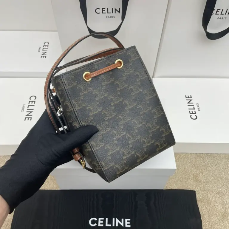高仿CELINE-賽琳 迷你手袋 - 牛皮革包邊標誌印花斜挎包-10M742