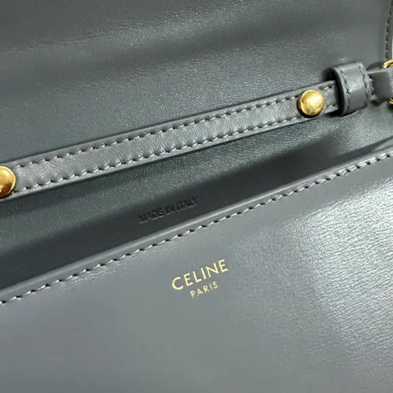 高仿CELINE-賽琳 迷你牛皮TRIOMPHE金屬扣手袋 - 多背法時尚斜挎包-10L033
