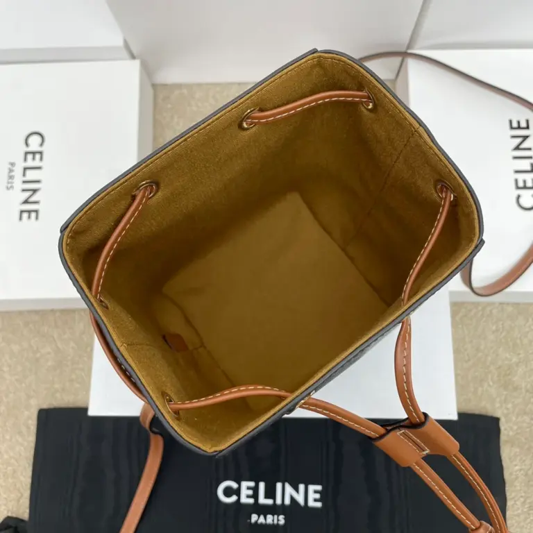 高仿CELINE-賽琳 迷你手袋 - 牛皮革包邊標誌印花斜挎包-10M742