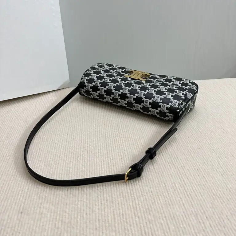高仿CELINE-賽琳 TRIOMPHE鎖扣牛皮革肩背包 - 經典金色飾面-115532 15 高仿CELINE-賽琳 TRIOMPHE鎖扣牛皮革肩背包 - 經典金色飾面-115532