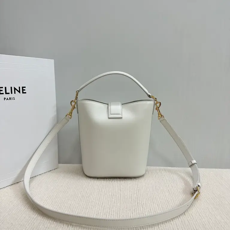 高仿CELINE-賽琳 經典TRIOMPHE磁扣牛皮手提斜挎包-119173