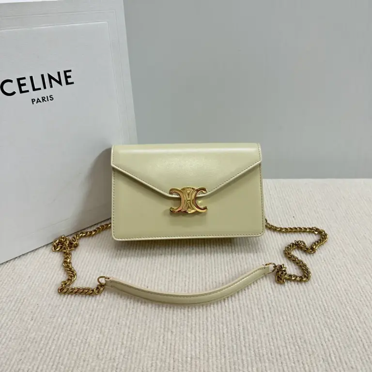 高仿CELINE-賽琳 經典牛皮迷你手袋 - 可容納大屏手機的多功能輕奢包-10L033