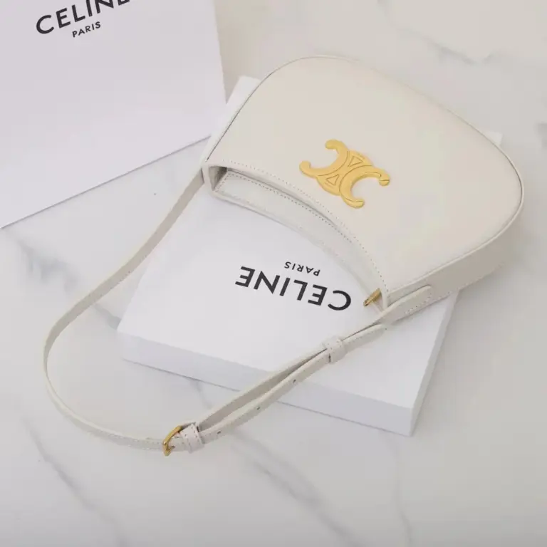 高仿CELINE-賽琳 金色飾面牛皮革斜挎包-115703