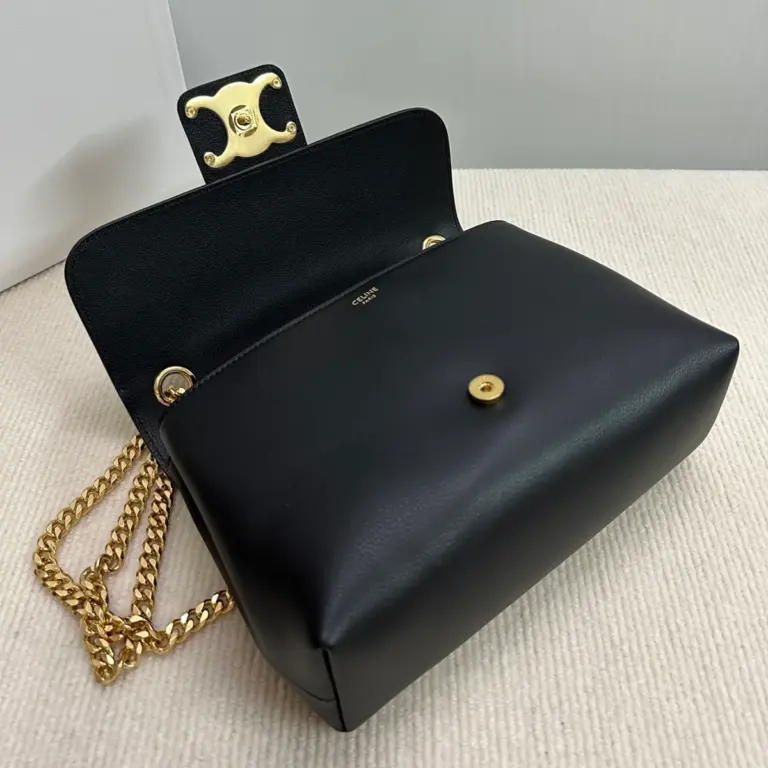 高仿CELINE-賽琳 經典TRIOMPHE牛皮革斜挎包 - 金色飾面多功能收納-115853