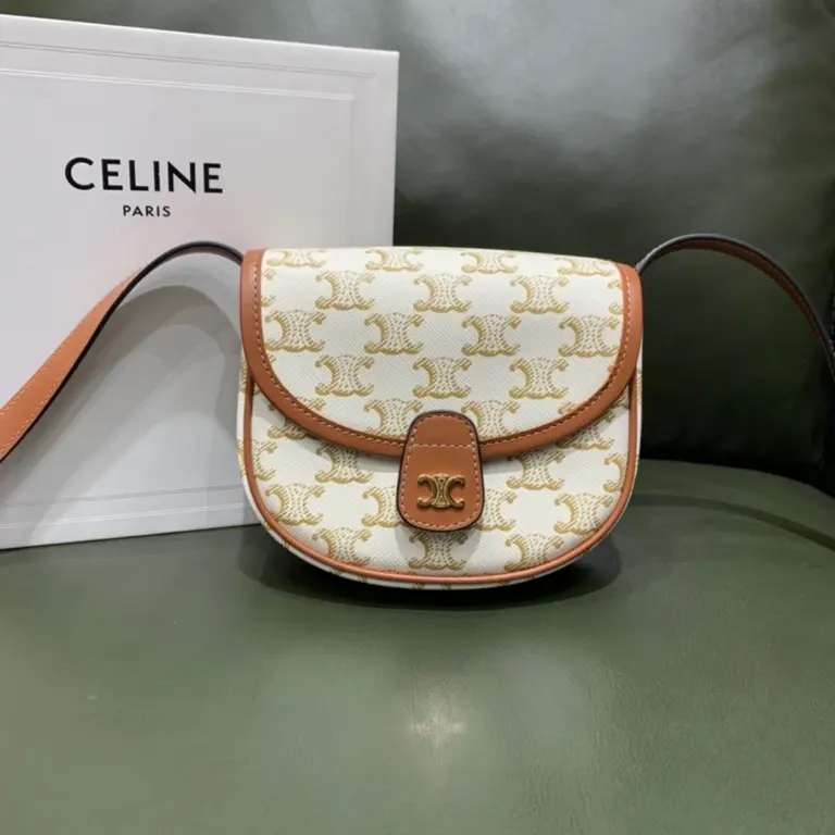 高仿CELINE-賽琳 Triomphe帆布迷你斜挎手袋 - 經典印花牛皮包邊設計-196702