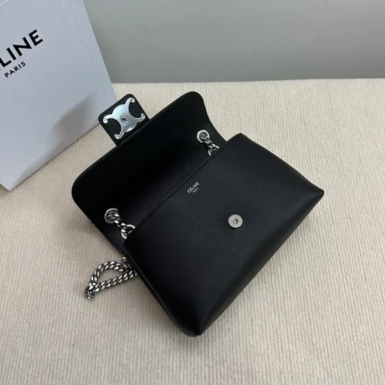高仿CELINE-賽琳 經典牛皮革TRIOMPHE斜挎包-116593