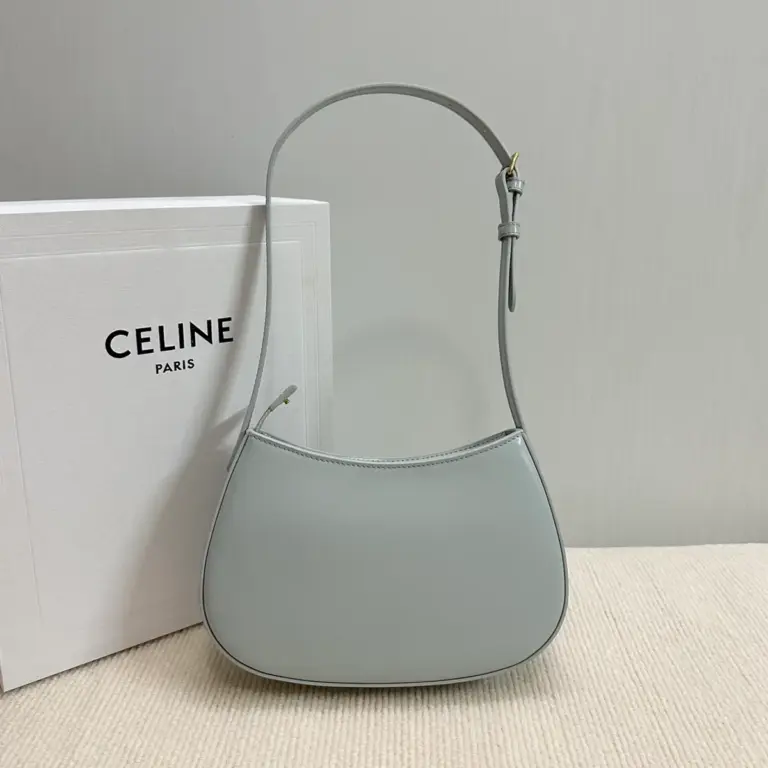 高仿CELINE-賽琳 時尚羊皮革肩背包-115703