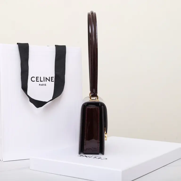 高仿CELINE-賽琳 TRIOMPHE 牛皮革手提肩背包 - 經典鎖扣設計-118053