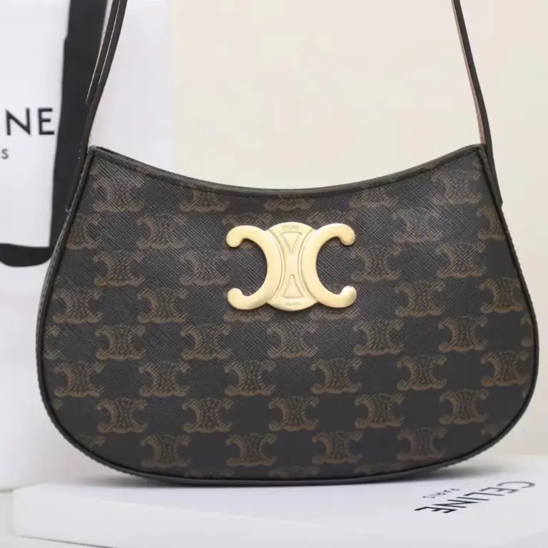 高仿CELINE-賽琳 TRIOMPHE CANVAS 標誌印花牛皮革包邊斜挎包-115702 16 高仿CELINE-賽琳 TRIOMPHE CANVAS 標誌印花牛皮革包邊斜挎包-115702