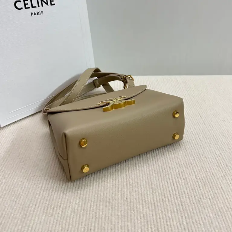 高仿CELINE-賽琳 TRIOMPHE 牛皮革多功能手提斜挎包-118113