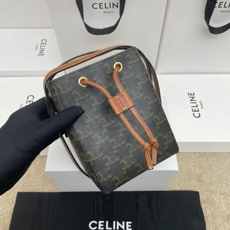 高仿CELINE-賽琳 迷你手袋 - 牛皮革包邊標誌印花斜挎包-10M742