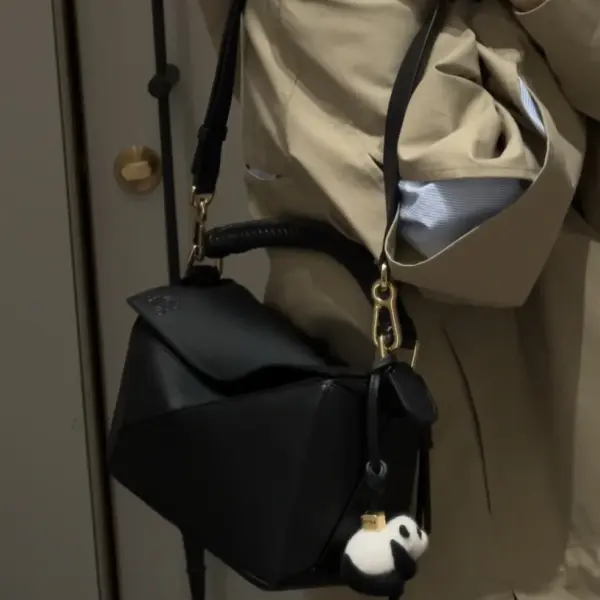高仿羅意威/LOEWE 編制手柄單肩包