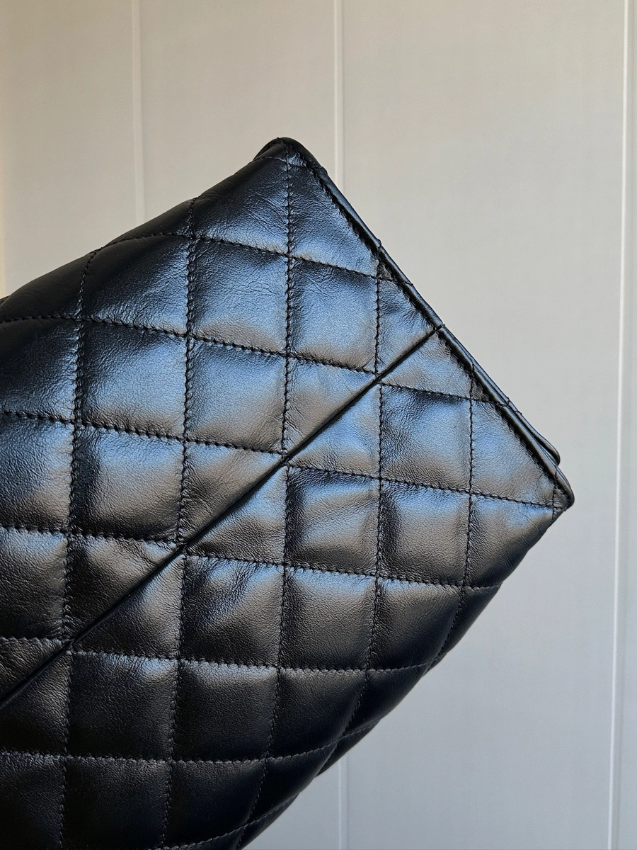 chanel-hobo-25C嬉皮包-大號-底部細節