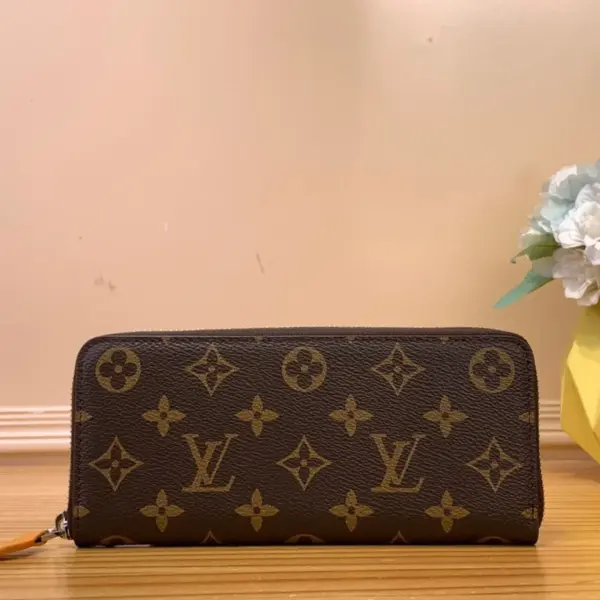 高仿LV Clémence Colormania系列Monogram帆布錢包 - Pondichéry粉紅色-M12395