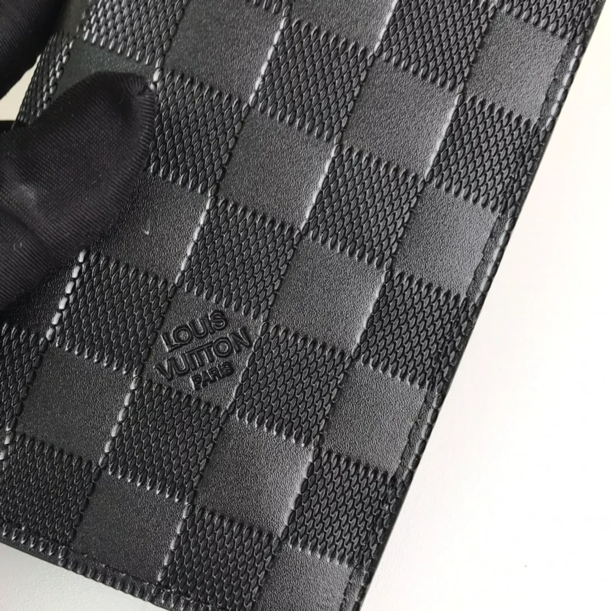 高仿LV Brazza Damier Graphite 多功能錢包 - 大容量信用卡收納與零錢格設計-N62665 5 高仿LV Brazza Damier Graphite 多功能錢包 - 大容量信用卡收納與零錢格設計-N62665