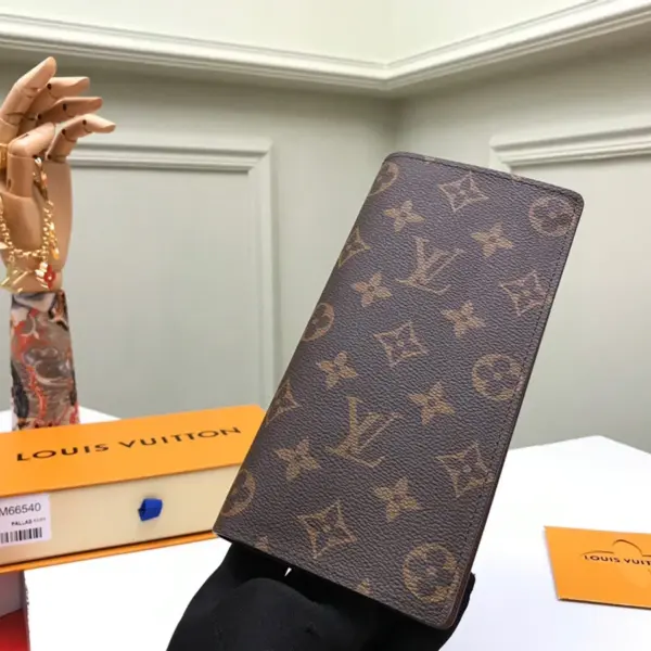 高仿LV Monogram Brazza 男士錢包｜多功能帆布設計｜16卡位+零錢格-M66540