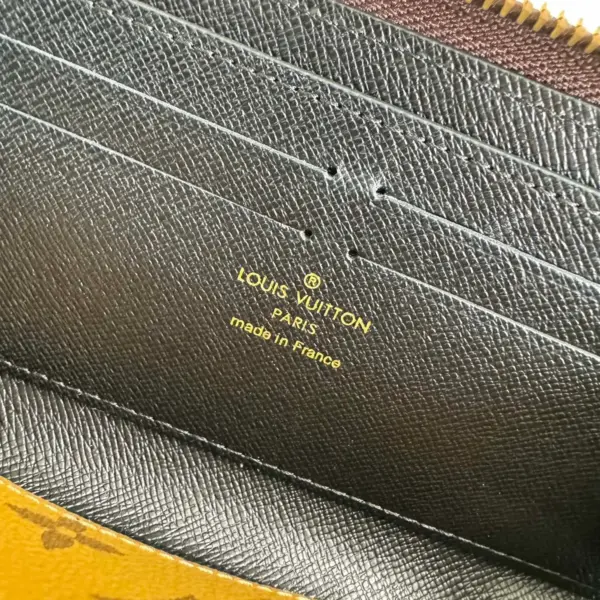 高仿LV Clémence 拉链钱包 - Monogram Reverse帆布经典款-M82336