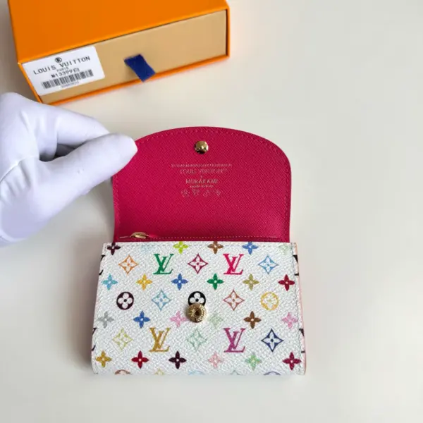 高仿包包LV x 村上隆 Rosalie 零錢包 | 限量復刻版 Monogram 彩色塗層帆布-M13399 高仿包包