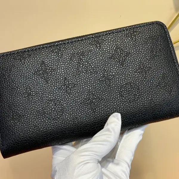 高仿LV Mahina打孔通花Monogram拉链钱包 - 多功能女士小牛皮钱夹-M61867