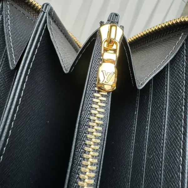 高仿LV Monogram Reverse帆布拉链长夹钱包 - 女士多功能经典款-M82444