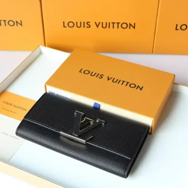 高仿LV Capucines錢包 | 女士Taurillon皮革錢包 12卡位 拉鏈零錢格-M61248