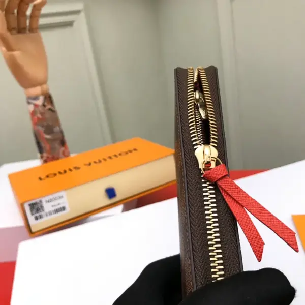 高仿LV Clémence 錢包 | Damier Ebene帆布拼接彩色粒面牛皮 多功能拉鏈錢包-N60534