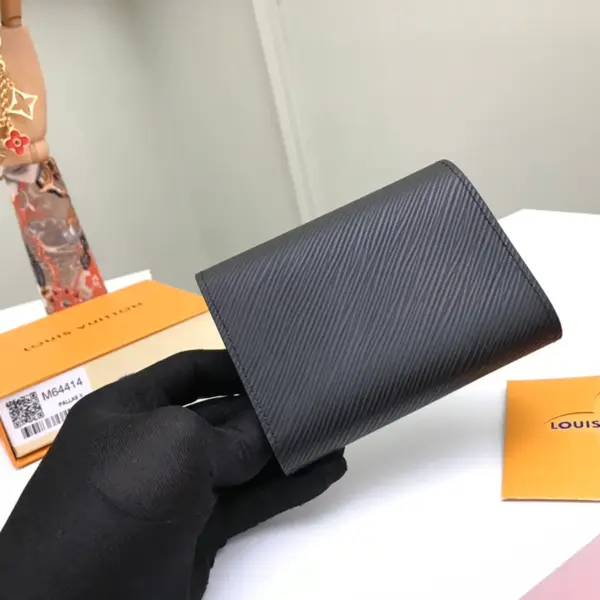 高仿LV Twist Epi皮革小型钱包 - 多功能女士黑色钱夹-M64414 高仿LV