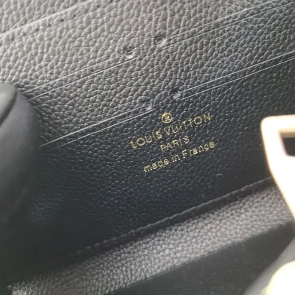 高仿LV Clémence錢包 | Monogram Empreinte壓花牛皮 多功能女士短款錢包-M60171 17 高仿LV Clémence錢包 | Monogram Empreinte壓花牛皮 多功能女士短款錢包-M60171