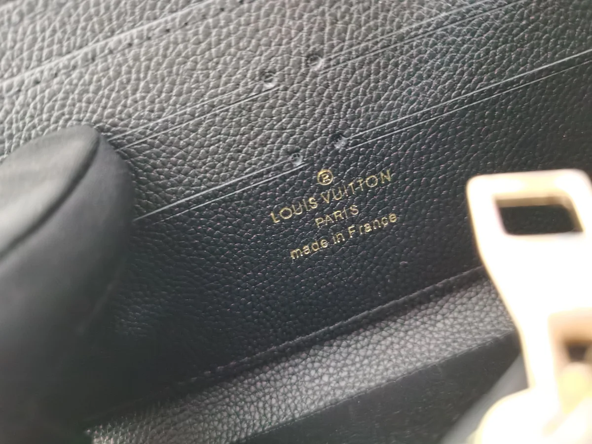 高仿LV Clémence錢包 | Monogram Empreinte壓花牛皮 多功能女士短款錢包-M60171 8 高仿LV Clémence錢包 | Monogram Empreinte壓花牛皮 多功能女士短款錢包-M60171