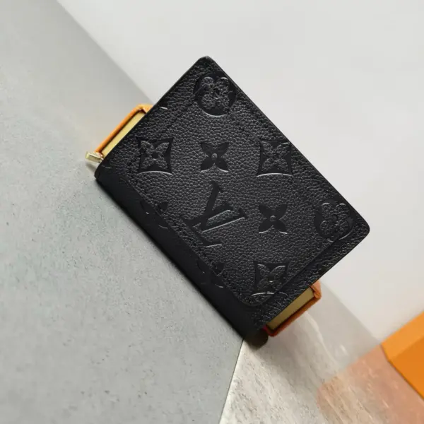 高仿LV Cléa 錢包 | Monogram Empreinte 柔軟粒面牛皮 多功能精緻錢包-M80151
