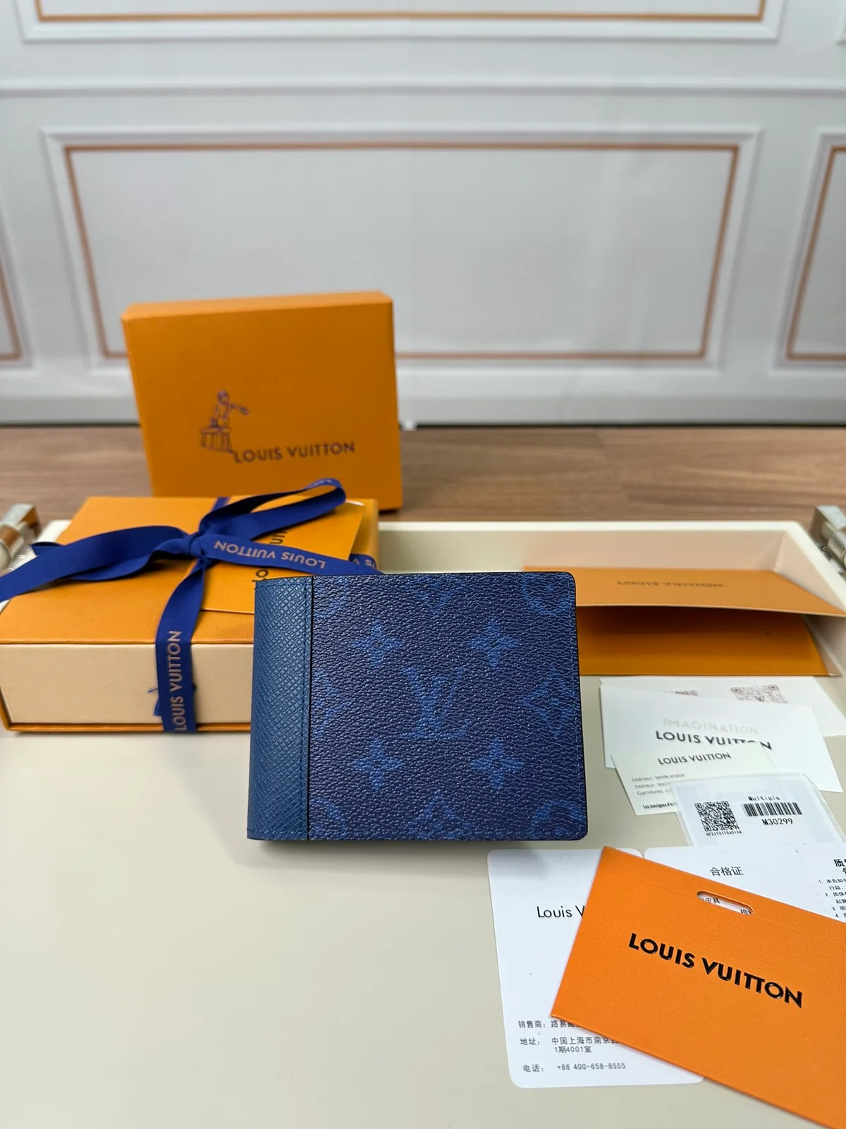 高仿LV 男士Multiple錢包 - 海軍藍Taïga皮革Monogram帆布短夾 | 2019春夏系列-M30299 2 高仿LV 男士Multiple錢包 - 海軍藍Taïga皮革Monogram帆布短夾 | 2019春夏系列-M30299