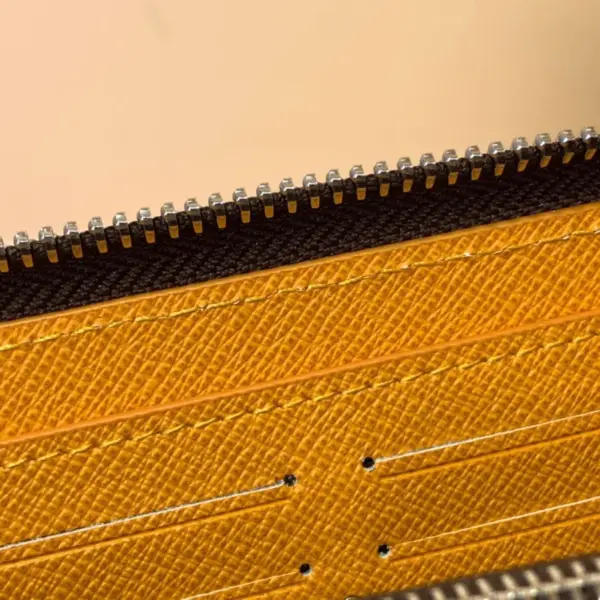 高仿LV Clémence Colormania系列Monogram帆布錢包 - Pondichéry粉紅色-M12395
