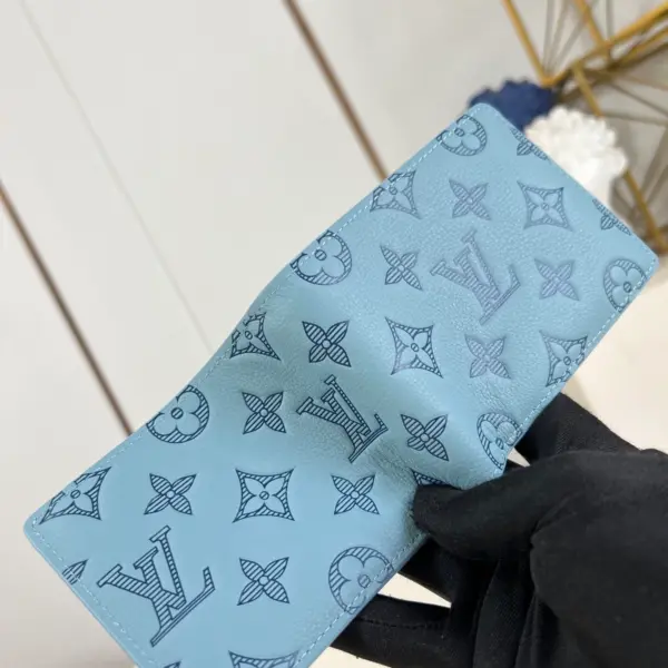 高仿LV 男士Monogram Shadow压花小牛皮多功能短夹 - 时尚便携钱包-M14802