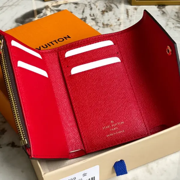 高仿包包LV Victorine Damier Ebene 女士錢包 | 信封式設計拉鏈零錢格-N41659 高仿包包