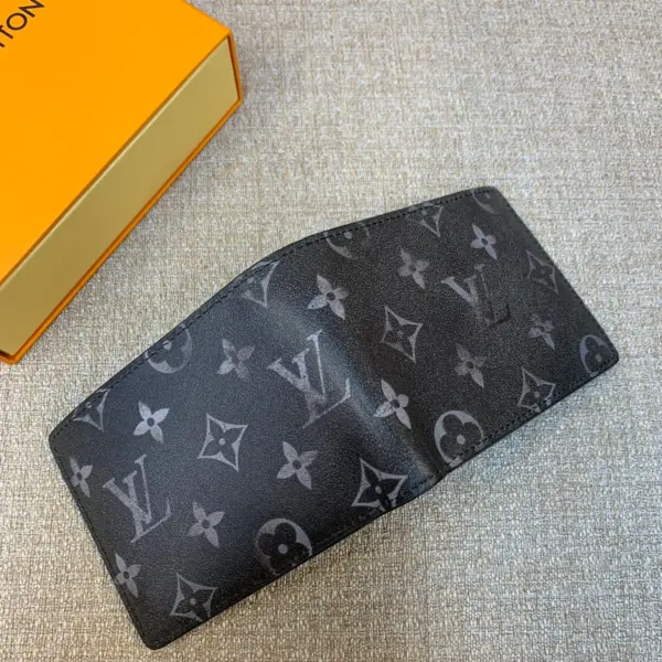 高仿LV Slender男士錢包 | Monogram磨砂牛皮短夾長夾 | 輕薄便攜設計-M11708 13 高仿LV 高仿LV Slender男士錢包 | Monogram磨砂牛皮短夾長夾 | 輕薄便攜設計-M11708 高仿LV
