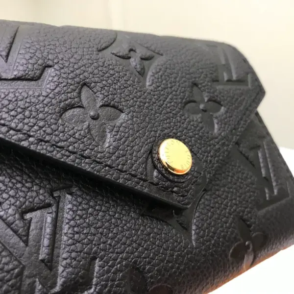 高仿LV Victorine錢包 | Monogram Empreinte皮革 多卡位拉鏈零錢包-M64060 13 高仿LV Victorine錢包 | Monogram Empreinte皮革 多卡位拉鏈零錢包-M64060