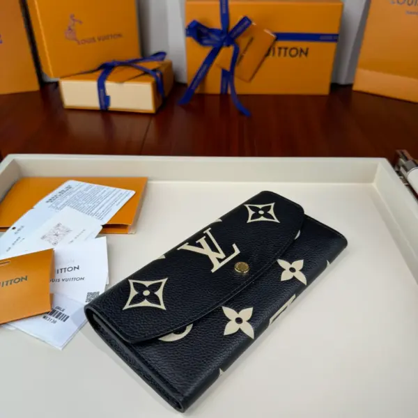 高仿LV Emilie錢包 | Monogram Empreinte壓花粒面牛皮 長夾 手拿包-M83138