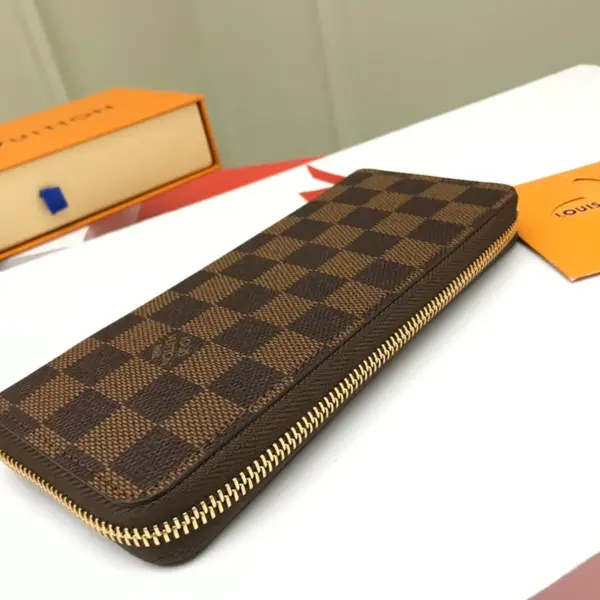 高仿LV Clémence 錢包 | Damier Ebene帆布拼接彩色粒面牛皮 多功能拉鏈錢包-N60534