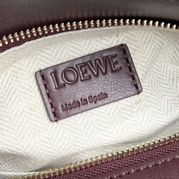 高仿羅意威/LOEWE 單肩包酒紅色