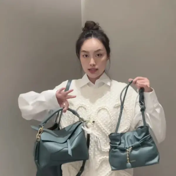 高仿羅意威/LOEWE 單肩包草綠色